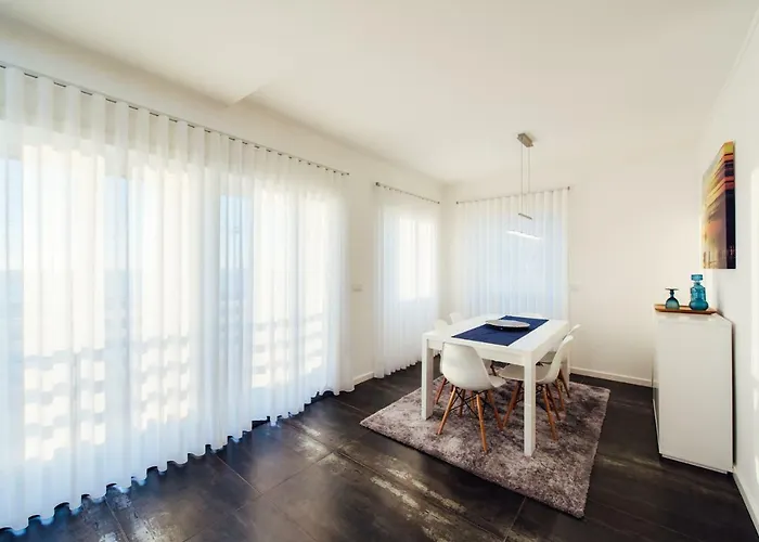 アパート T4 Luis ナザレ
